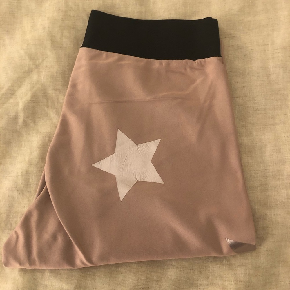 Ultracor pink cropped star leggings